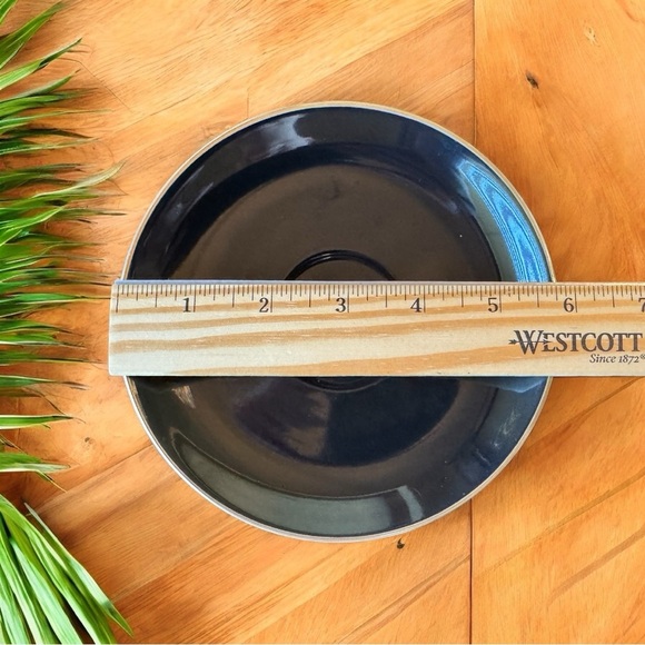 Vintage Noritake Japan Modernist Cup & Glossy Black Saucer Set – Red & Gold - Picture 8 of 11